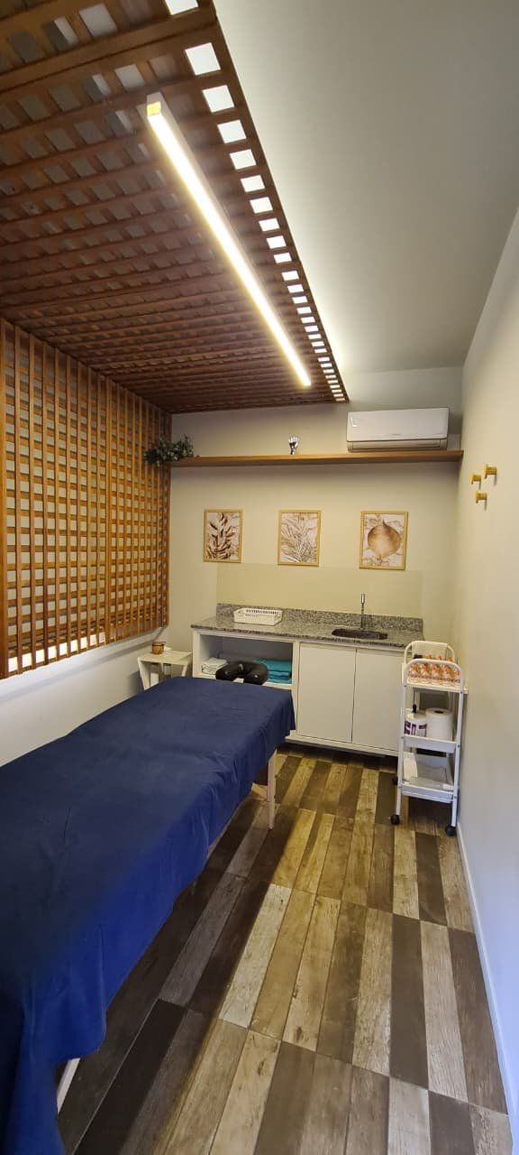 Sala Spa com cromoterapia para massoterapeuta em Palhoça